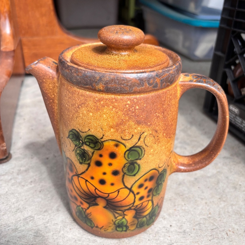 Vintage McCoy Pottery 1419 Mushroom Coffee Pot Teapot Orange Brown USA 1970s
